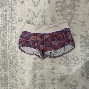 lululemon athletica Women's Mesh Athletic Shorts - Red and Blue